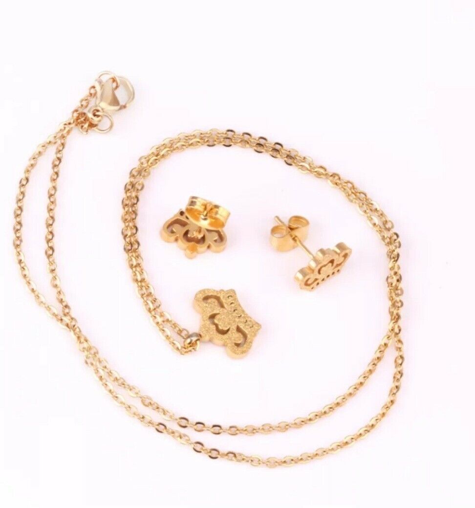 Silver Crystal King Queen Crown Necklace Pendant Women Ladies Gift Jewellery UK