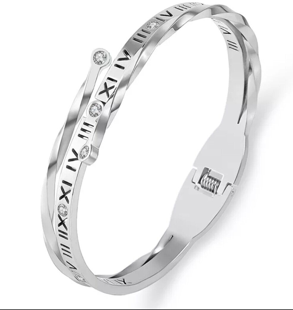 Classic Roman Numeral Numbers Stainless Steel Crystal Magnetic Bracelet
