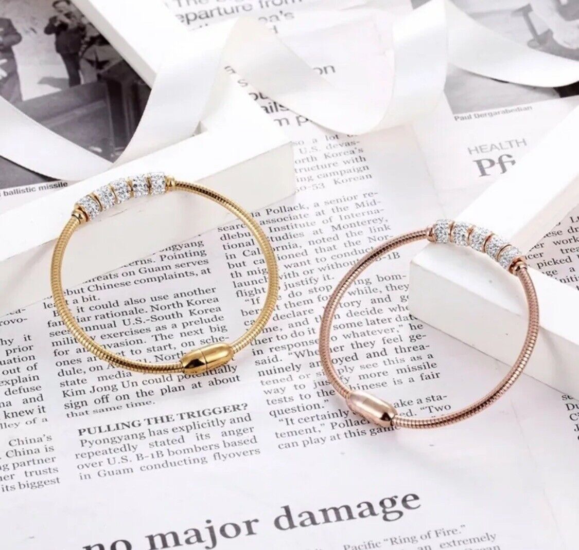Gorgeous Bracelet Stainless Steel Rotating Love Screwdriver Crystal