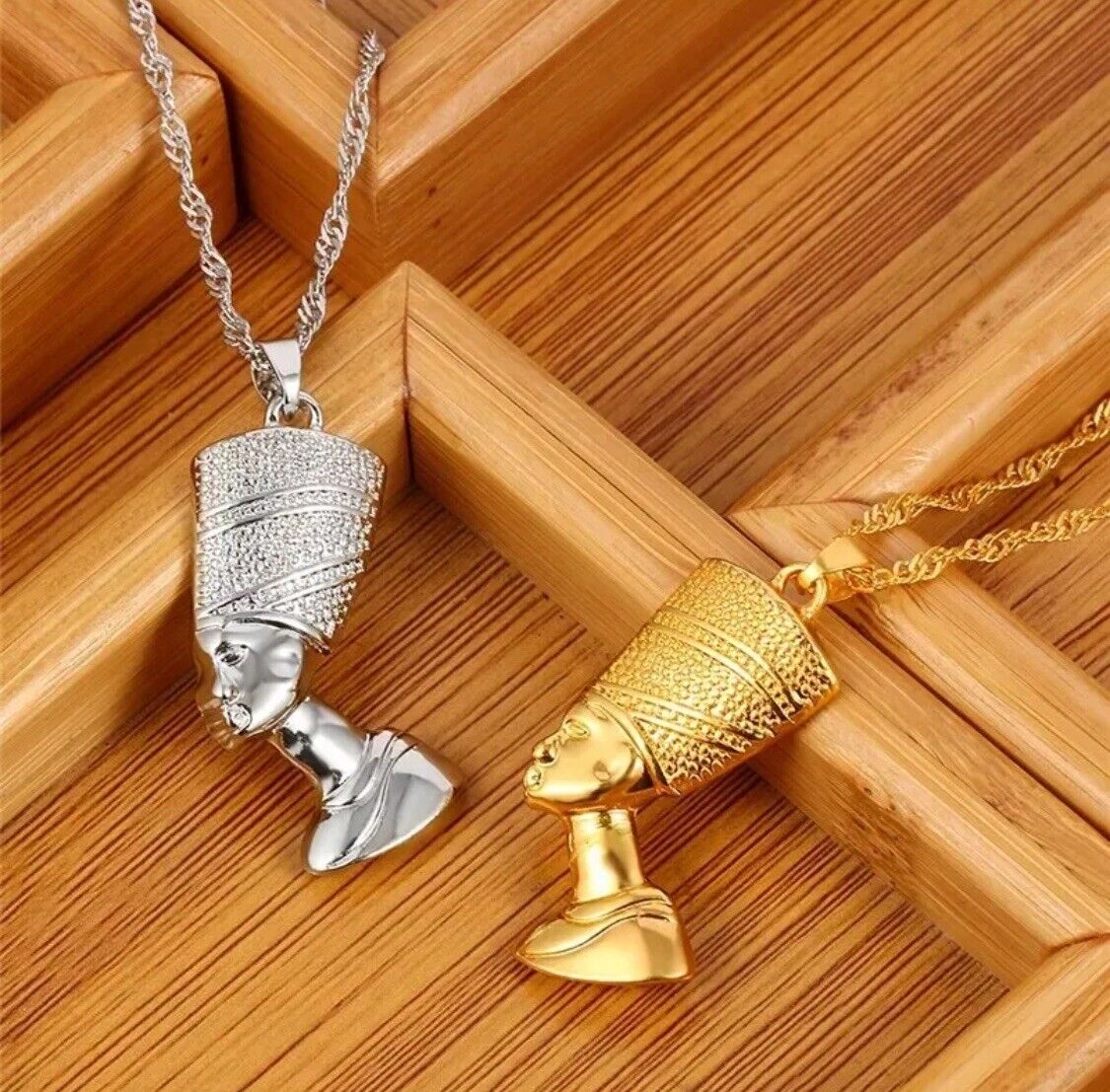 SILVER Egyptian Queen Nefertiti Pharaoh Egypt Necklace Pendant Unisex