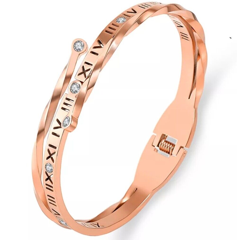 Classic Roman Numeral Numbers Stainless Steel Crystal Magnetic Bracelet