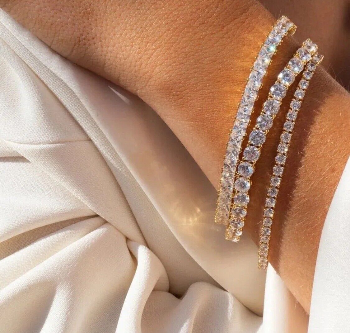 Gorgeous Gold plated MADE WITH DIAMOND CRYSTALS Tennis Bracelet Gift