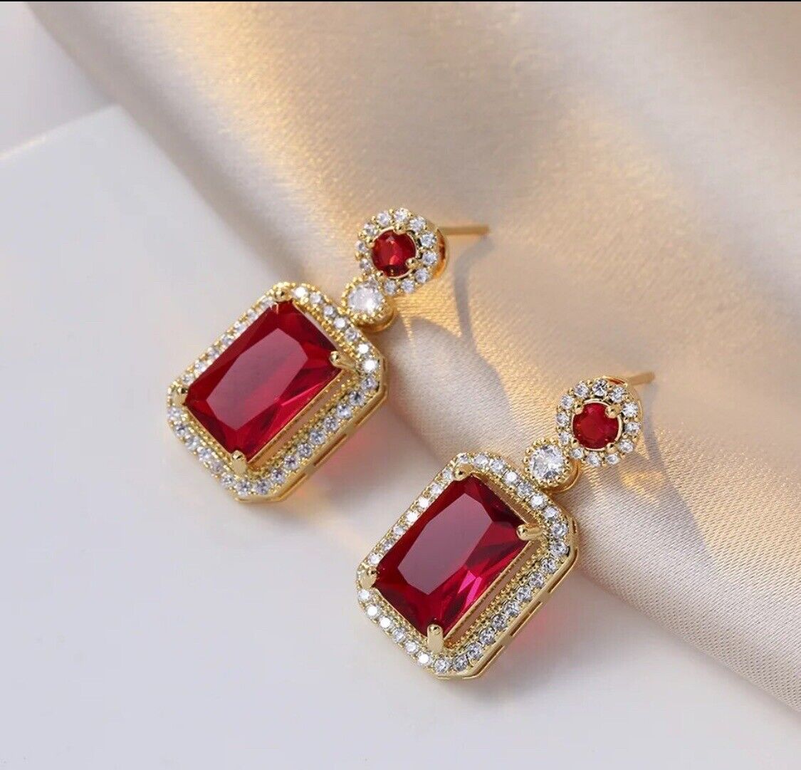 Beautiful Gold Crystal Rhinestone Necklace Pendant & Ring & Earrings Red Set